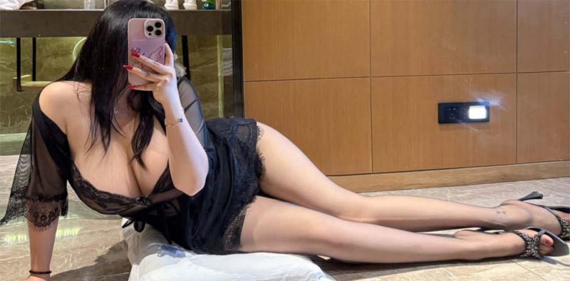 气质姐姐新买喇叭裤被暴力剪烂 一线天极品美鲍展露无遗 潮吹的淫水如小便失禁！-51吃瓜网