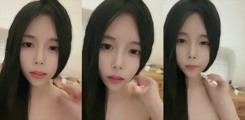 清纯嫩妹与金主一对一裸聊曝光 掰开双腿淫骚自慰粉嫩鲍鱼一览无余 终极挑逗效果堪比身临其境 令人欲罢不能！-51吃瓜网