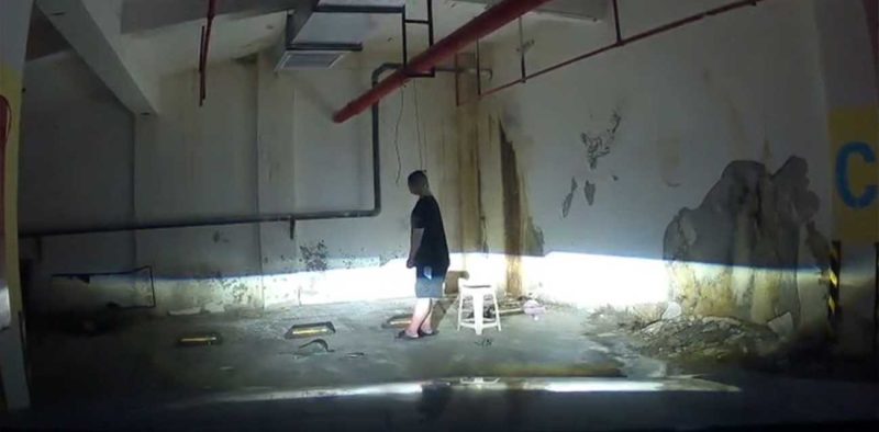 地下车库惊魂夜！开进自家车位猛然发现一具上吊男尸！现场行车记录仪视频流出 恐怖程度堪比咒怨！-51吃瓜网