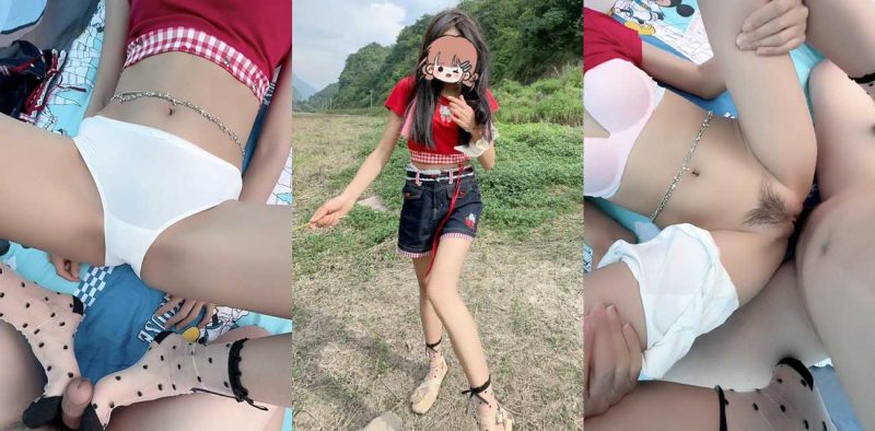 海角乱伦大神 长腿女儿丽丽 新作 户外扣着女儿的骚逼 扇着女儿的翘臀打桩内射她！-51吃瓜网