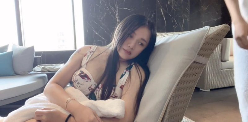 湾湾巨乳淫娃 Daisybaby 泳池猎艳 肥美鲍鱼勾搭小狼狗 惨遭无套狂操颜射 汁水横流淫靡到爆！-51吃瓜网