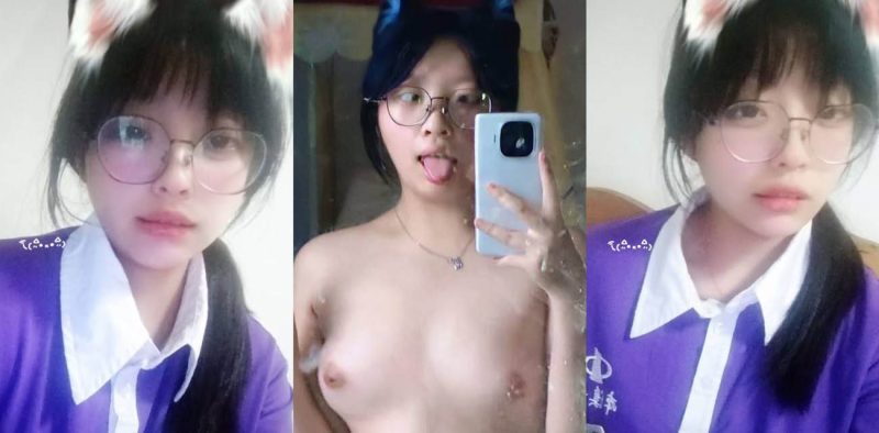 山东青岛大学生 王薇 背着男朋友网上裸聊 主动献出娇嫩身躯 粉嫩骚穴自慰骚到爆表！-51吃瓜网