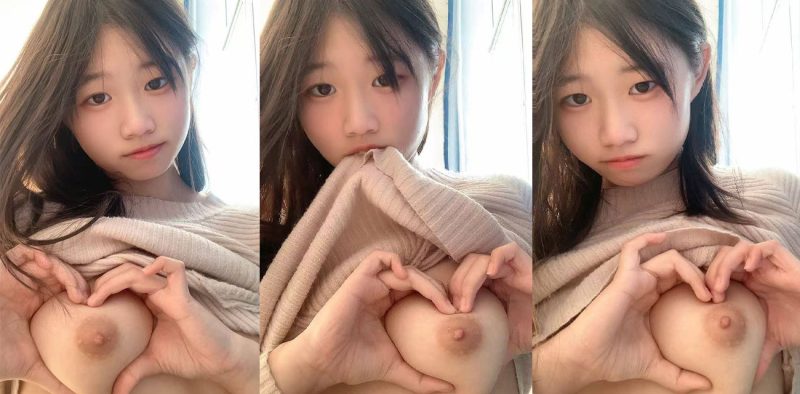 四川达州大奶母狗 吴怡珍 网调视频曝光 清纯少女摆弄小巧奶子比心拍摄 舔奶揉胸令人鼻血喷涌！-51吃瓜网