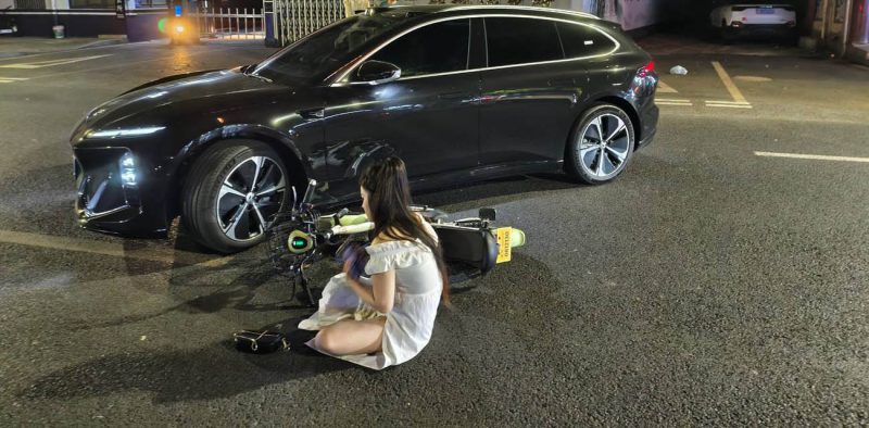 大神酒驾撞人后 竟私下约炮调解 女主性爱视频流出 事件反转惊呆全网 这是给操爽了所以不追究吗？-51吃瓜网