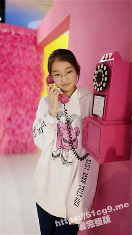 广西柳州 高三学生妹 欠了裸贷 无力偿还 被迫只能肉偿 被大屌来回进出嫩穴-51吃瓜网