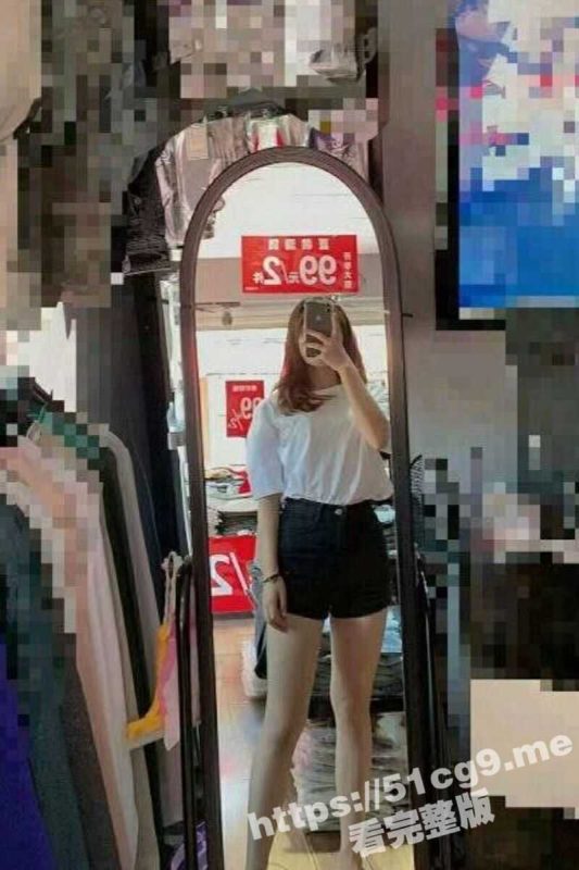 叔嫂乱伦 长腿嫂子丝袜控 和嫂子回老家喝喜酒 半路先操嫂子一次再回家 嫂子被操的语无伦次-51吃瓜网