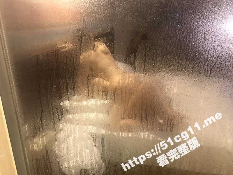 帝都反差绿茶婊 蒲迪 靠着人畜无害的外表和声线 池塘里不知养了多少鱼 多次背着男友跟不同男的约炮过夜-51吃瓜网