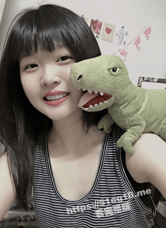 杭州甜美大学生 00后可爱清纯校花 漂亮学生妹超级反差 鲍鱼很粉嫩 就要吃大肉棒子 被干到淫水直流-51吃瓜网