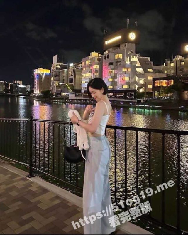 韩国空姐与富商男友性感私密视讯惨遭泄露 完整版全部 曝光私下极其淫荡！-51吃瓜网