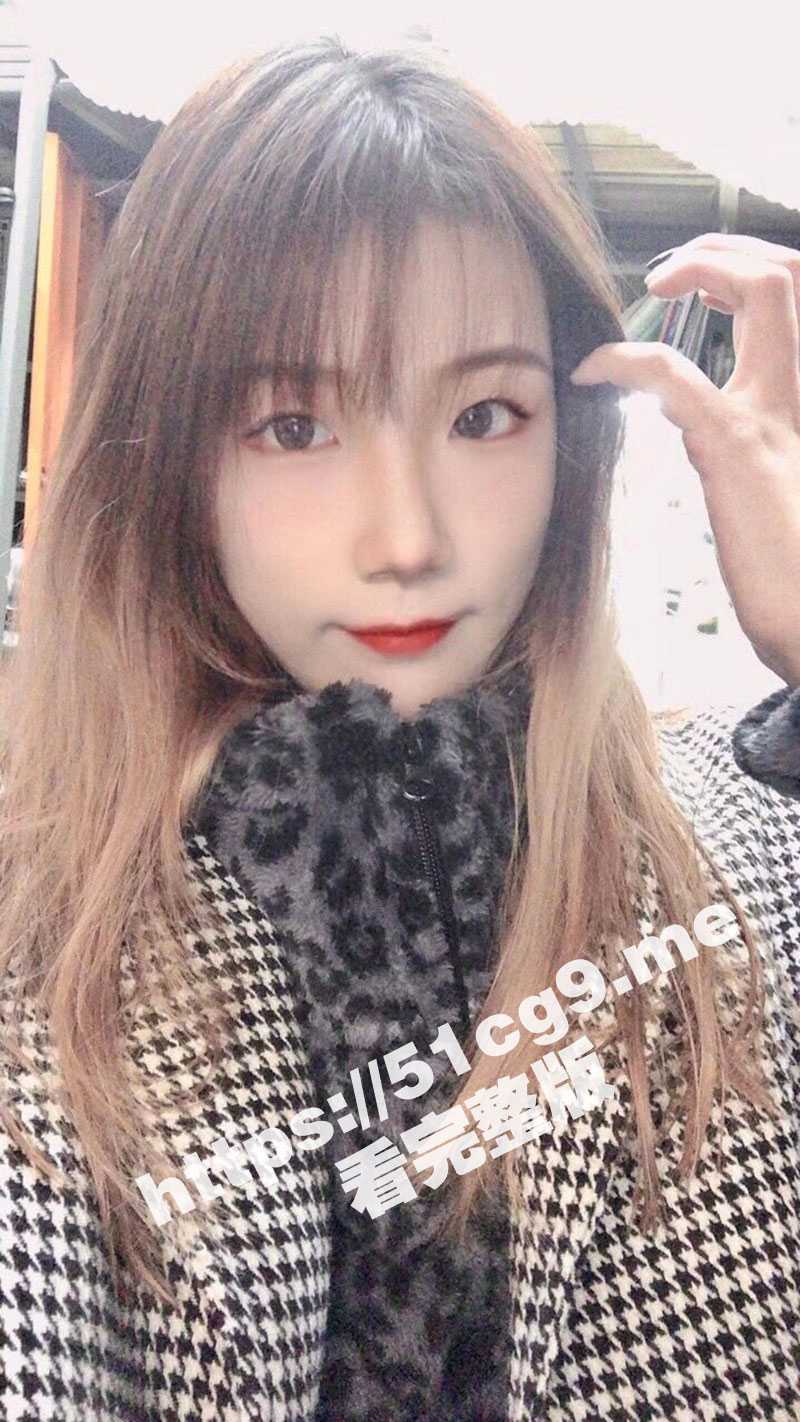 闲的无聊就去包养个学生妹当狗玩 就让她舔脚舔屁眼子 看看这些大学生活到底好不好 - 51吃瓜网-51吃瓜网