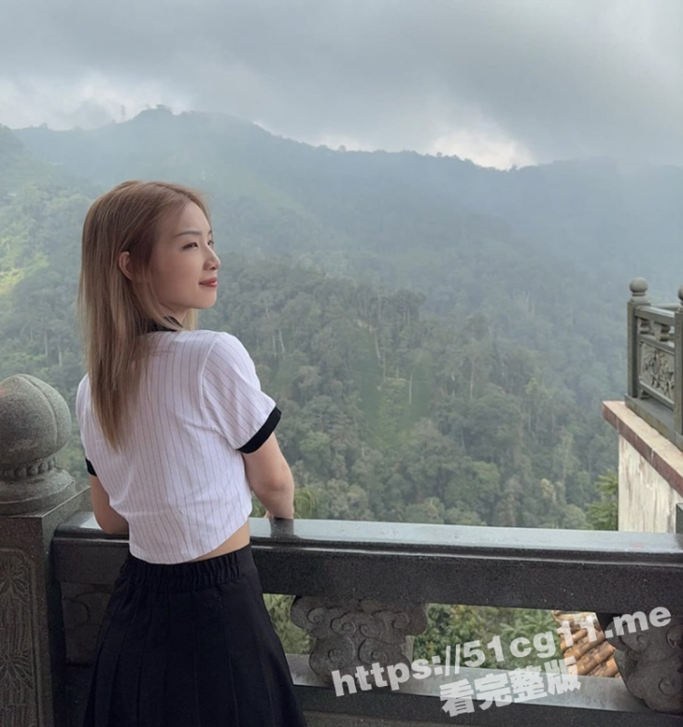 韩国极品巨乳反差女神 自拍给男友吃鸡视频惨遭泄密 被发布在网络上供网友欣赏！-51吃瓜网