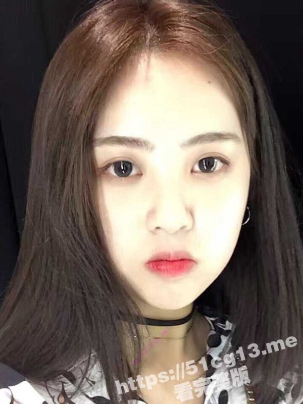 台湾极品颜值嗲妹 私下竟然如此反差 在家被炮友疯狂无套玩弄 果然是越清纯私下越骚啊！-51吃瓜网