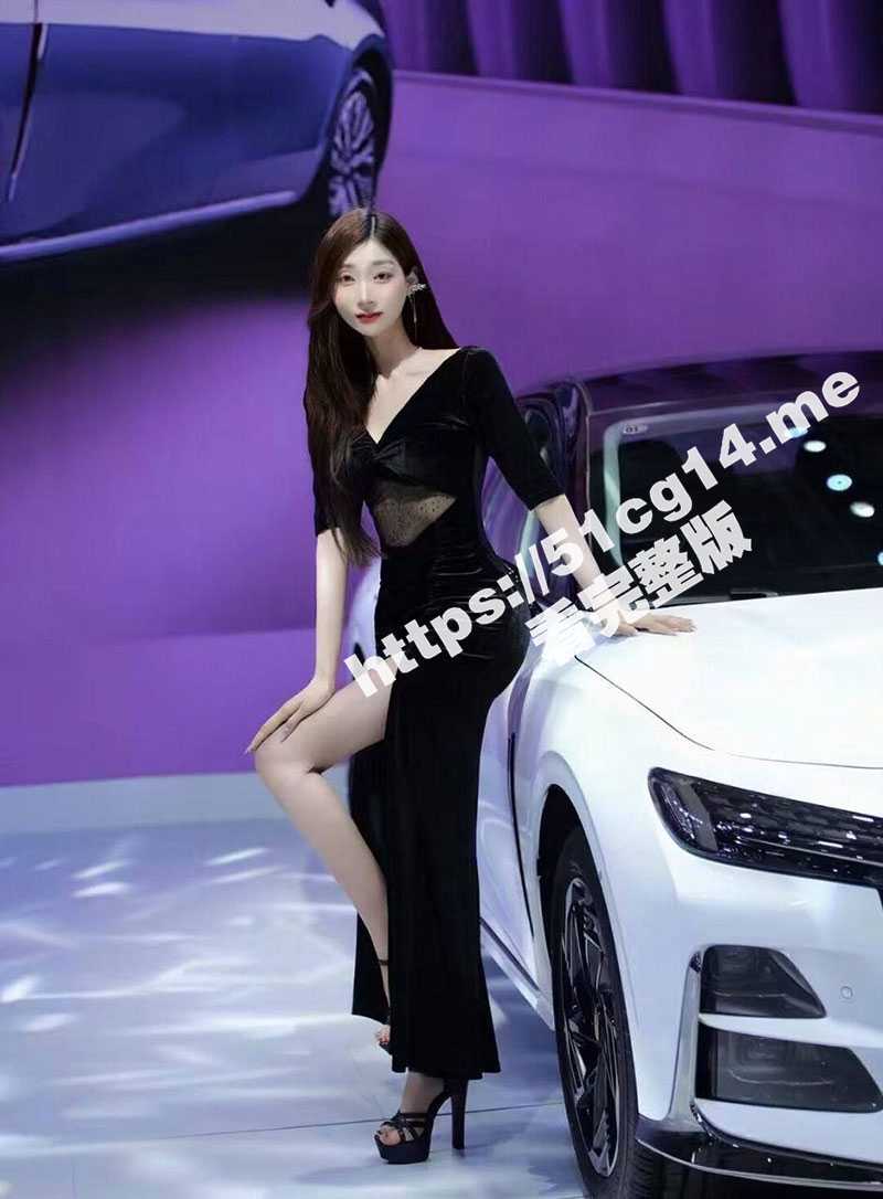 瓜友投稿曝光自己的车模前女友 极品身材蜜桃美臀 关键是在床上啪啪贼风骚 后入不停浪叫无套爆操 - 51吃瓜网-51吃瓜网