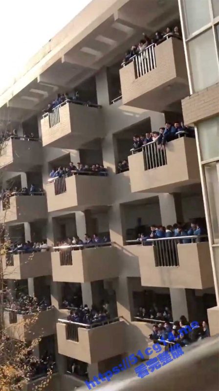 长沙市 某省级示范高中 因为元旦三休问题 爆发了学生抗议活动！-51吃瓜网