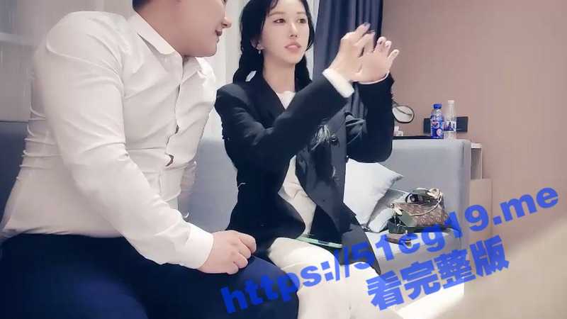 极品探花 赵总 约炮高颜值气质麻花辫外围女 高价门票舔奶撸硬女上位 抱着屁股猛操！-51吃瓜网