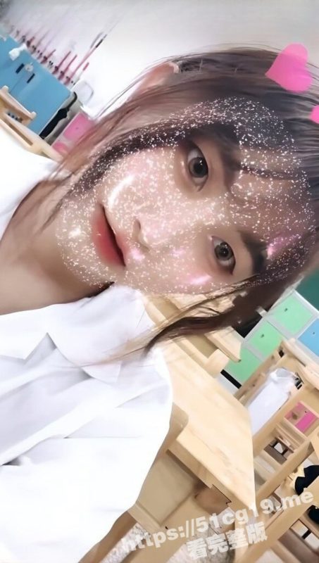 IG上搭讪的可爱短发小学妹 先网上文字视频调教 成功拿下后线下约啪！-51吃瓜网