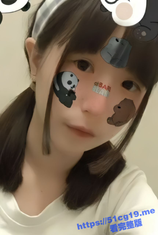 台湾巨乳清纯可爱超害羞的女大学生，和男友无套打炮自拍视频泄密流出-51吃瓜网