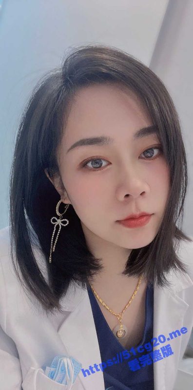 反差婊曝光！广州医美女医生 周美馨 大长腿身高178三通母狗渴望被强奸 参加过换妻伺候四个鸡巴！-51吃瓜网