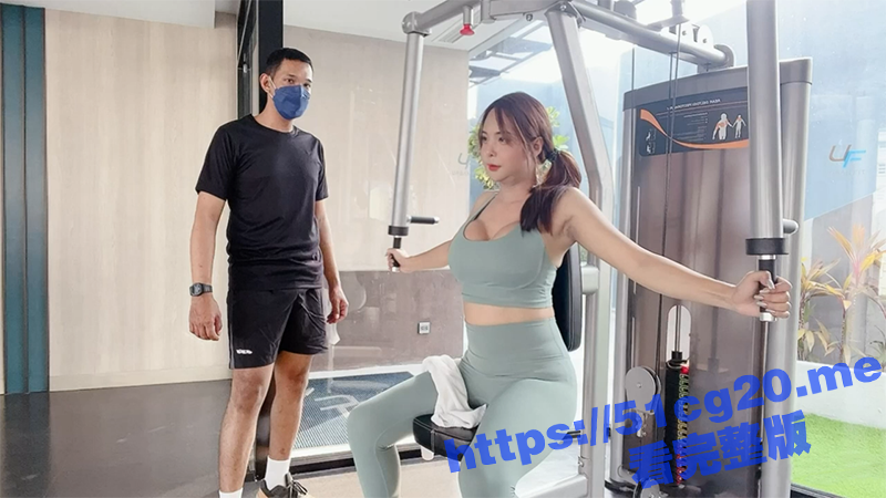 微重口！泰国健身教练大战大屌萌妹 相互吃鸡后入 最后口爆吞精！-51吃瓜网