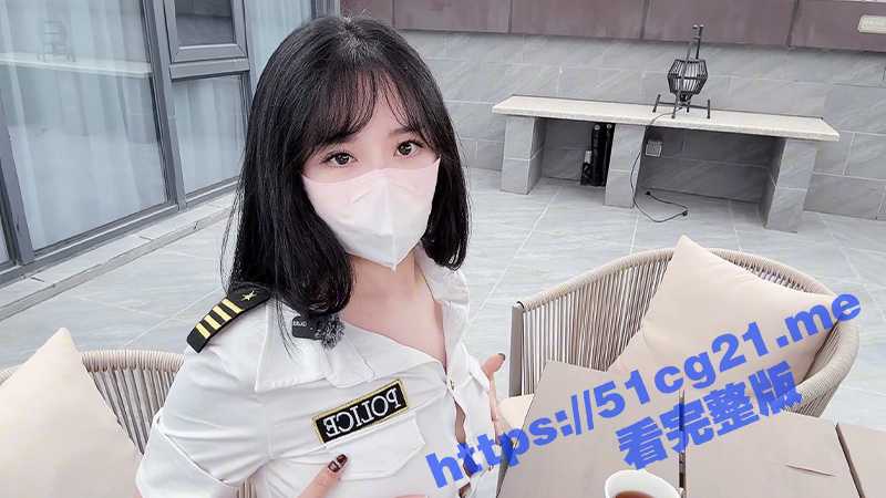 清纯女神 樱桃空空 黑丝制服骚货女房客诱惑勾引酒店服务员 骚话不断 落地窗前被后入爆淦！-51吃瓜网