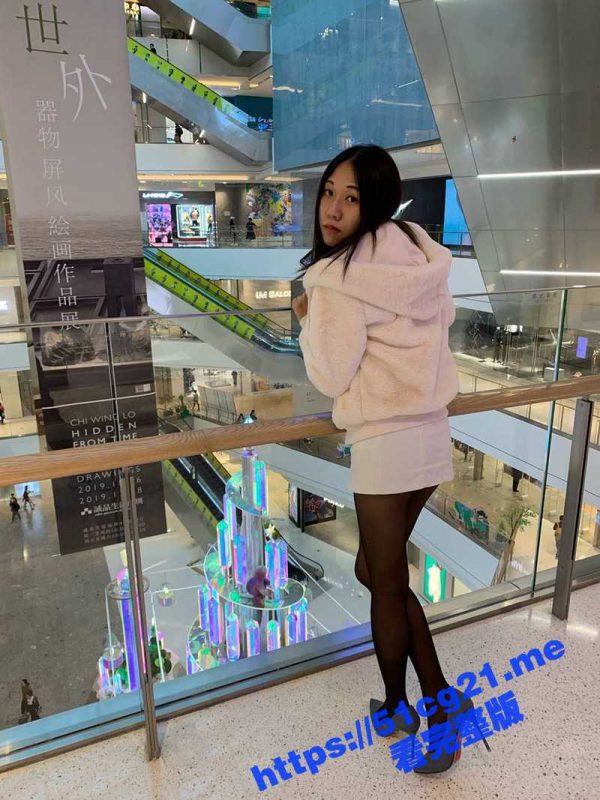 学姐这奶头的颜色是认真的么？广东外语外贸大学 大四 学生妹 黄梦瑶 反差学姐和炮友啪啪视频流出！-51吃瓜网
