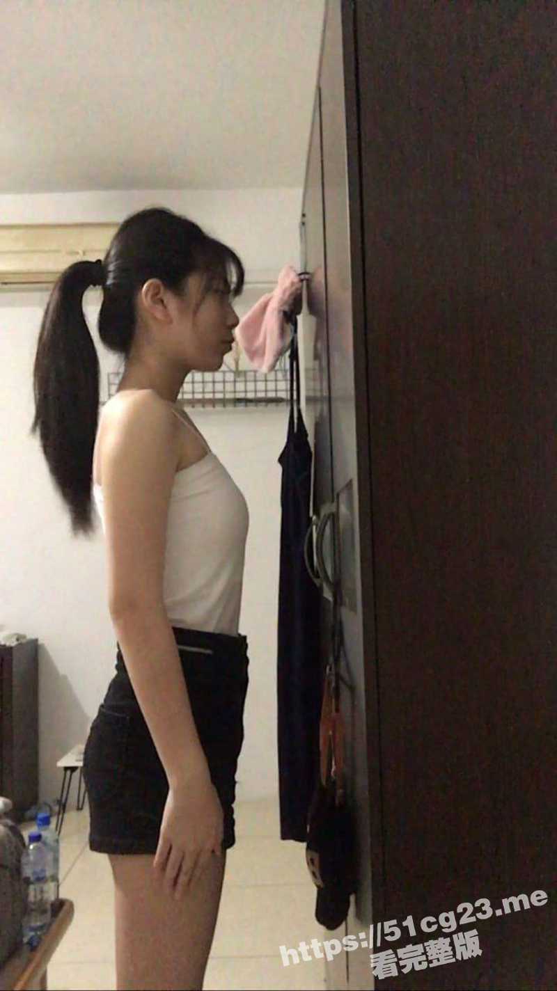 舍友套路清纯可爱学生妹参加模特面试 按照面试官的要求脱光衣服尽情展示自己！ - 51吃瓜网-51吃瓜网