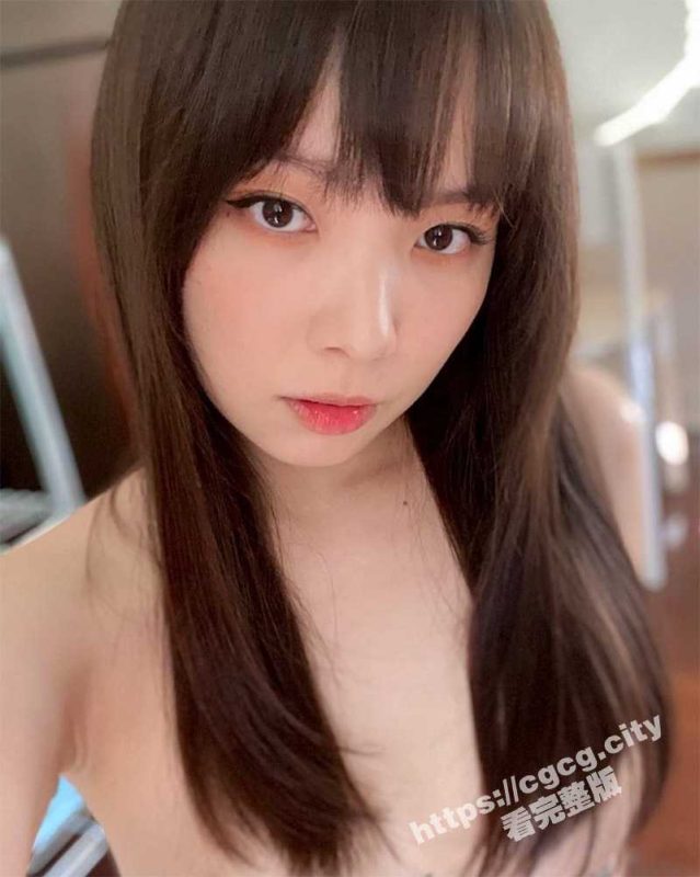 超高颜值美女竟然是个炮架子 在线表演炮机自慰 如此尤物也有欲求不满的时候-51吃瓜网