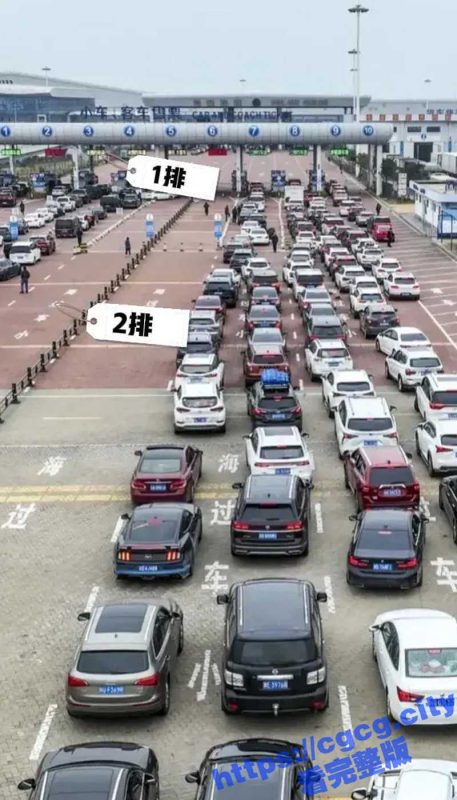 反转！所谓的 奔驰 插队 加塞？奔驰商务车记录仪视频来了 并不是谁想上网谁有理-51吃瓜网