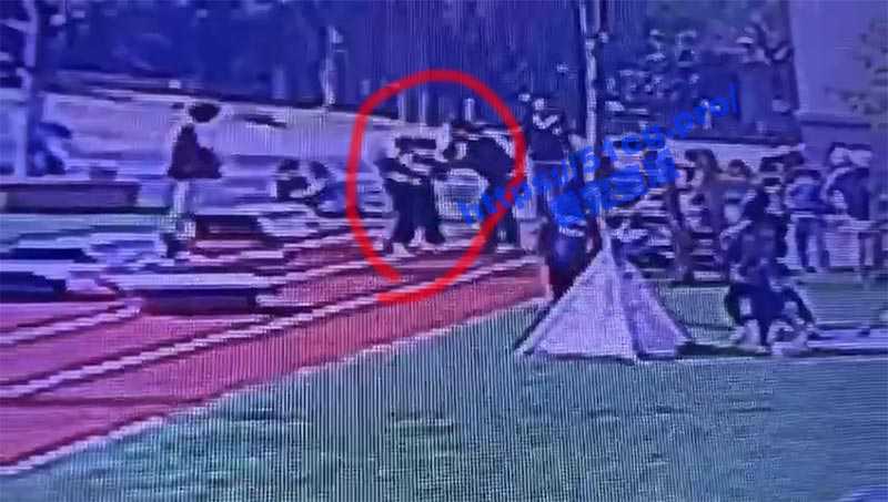 热瓜！鲁医生打人事件 自家小孩被打 情绪失控上门打了对方小孩和老人-51吃瓜网