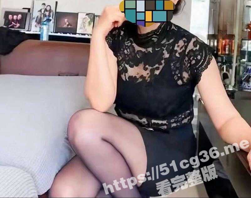 熟女少妇杀手小金 年底插同学的气质熟妇妈妈 旗袍肉丝袜的交通局熟女阿姨 淫荡喷水高潮-51吃瓜网