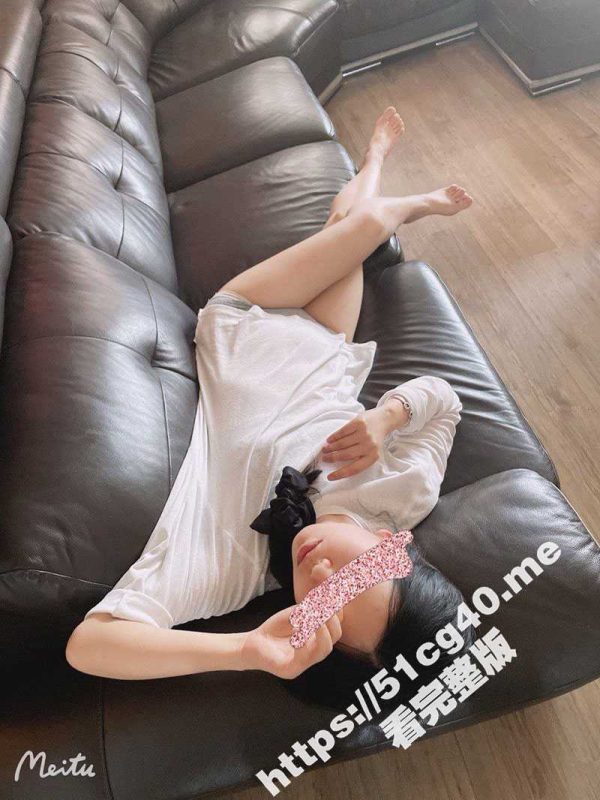 温州27岁母狗教师 程欢 平时上课太压抑 只有到酒店约炮才能完全释放 超喜欢被舔 轻轻一摸就流淫水-51吃瓜网