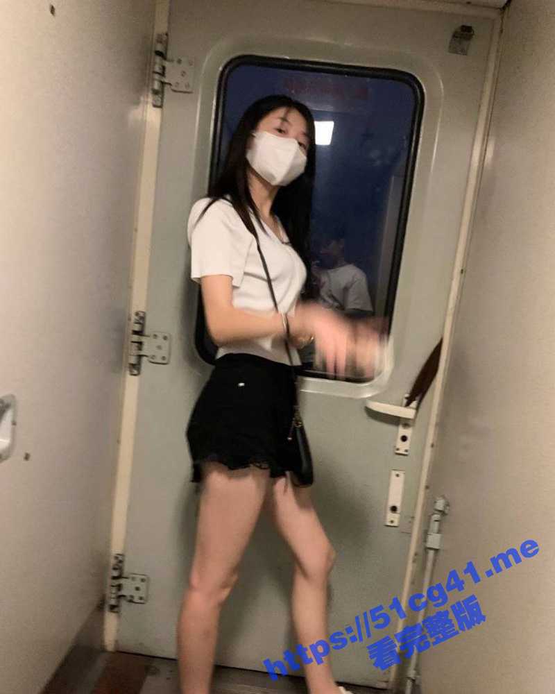 极品身材反差妹 被前男友曝光做爱口交视频 最喜欢男上位插嘴 享受那种被强制的感觉 - 51吃瓜网-51吃瓜网
