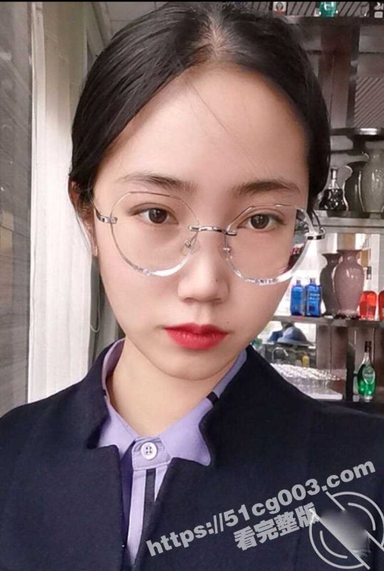 山东00年极品眼镜反差婊少妇 曹莜可 被老公上传海角社区 性生活和海友性爱视频曝光！-51吃瓜网