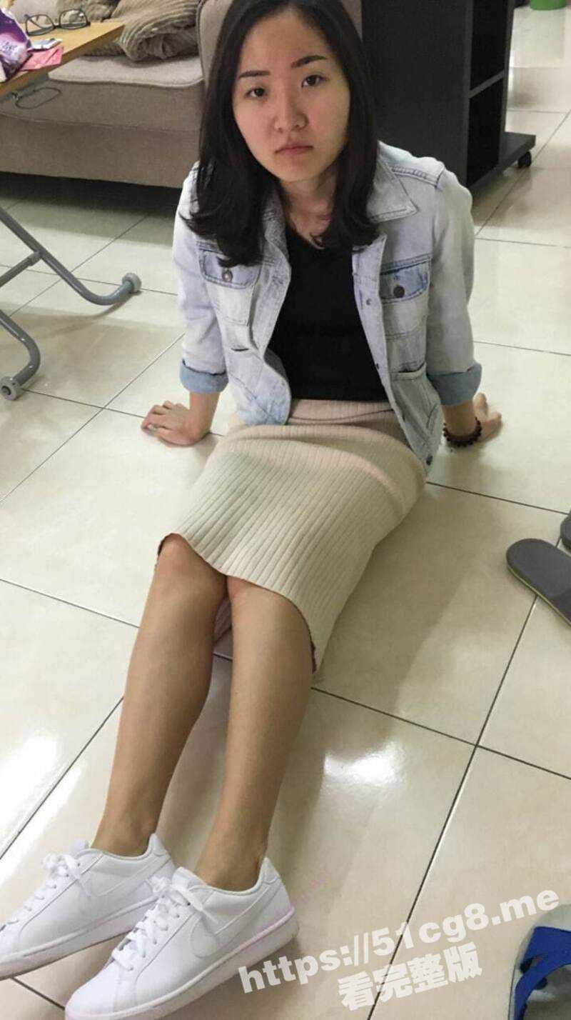 在老婆手机里发现和其他男人的自拍 顿时绿光闪闪 一气之下吧所有自拍视频全部曝光出来！ - 51吃瓜网-51吃瓜网