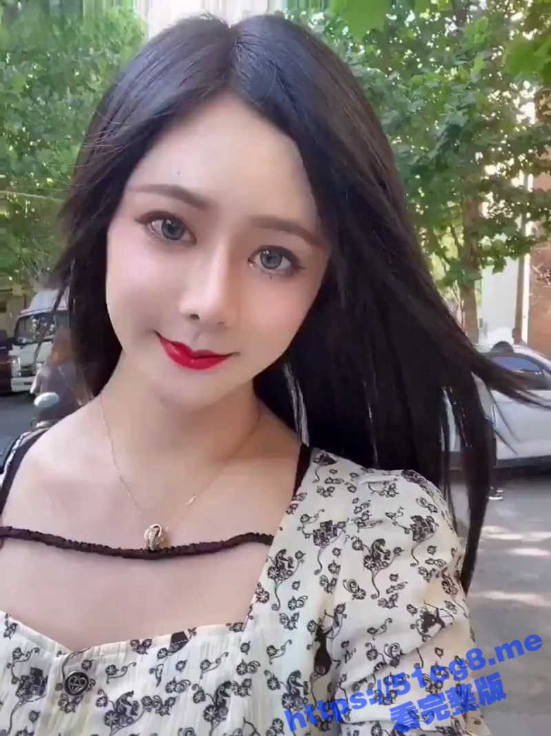 宋先生大战人妖Ts王诗晴 大屌伪娘和网黄猛男的世纪之战 给宋先生吹箫 狂操肌肉猛男菊花！ - 51吃瓜网-51吃瓜网