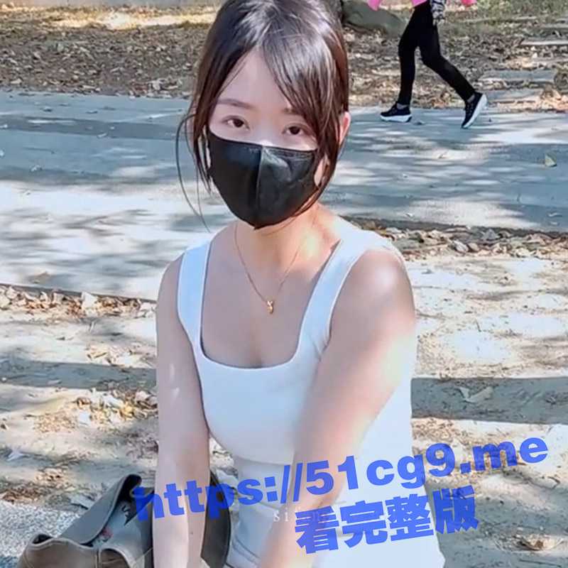 推特极品女神台妹 ssrpeach私拍 路边单身美女邀约去她家 一起在床上玩双人动作游戏-51吃瓜网