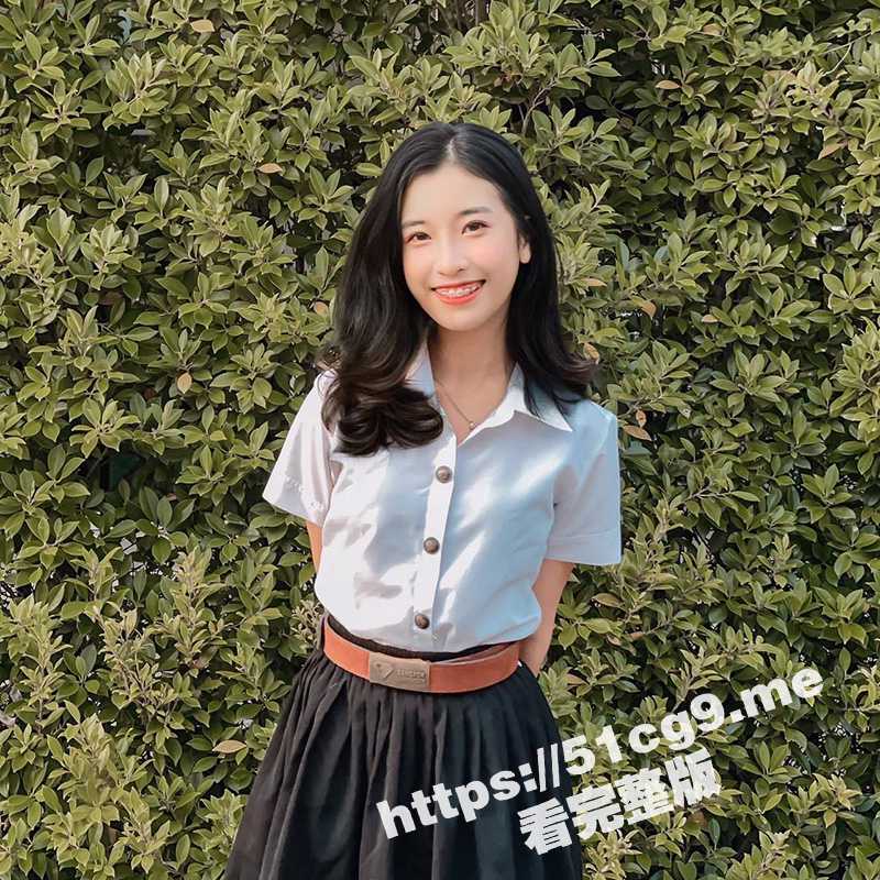 瓜友投稿分享 珠海出差面基气质娃娃音女网友 开房穿上网袜操逼 一边草一边和闺蜜打电话! - 51吃瓜网-51吃瓜网