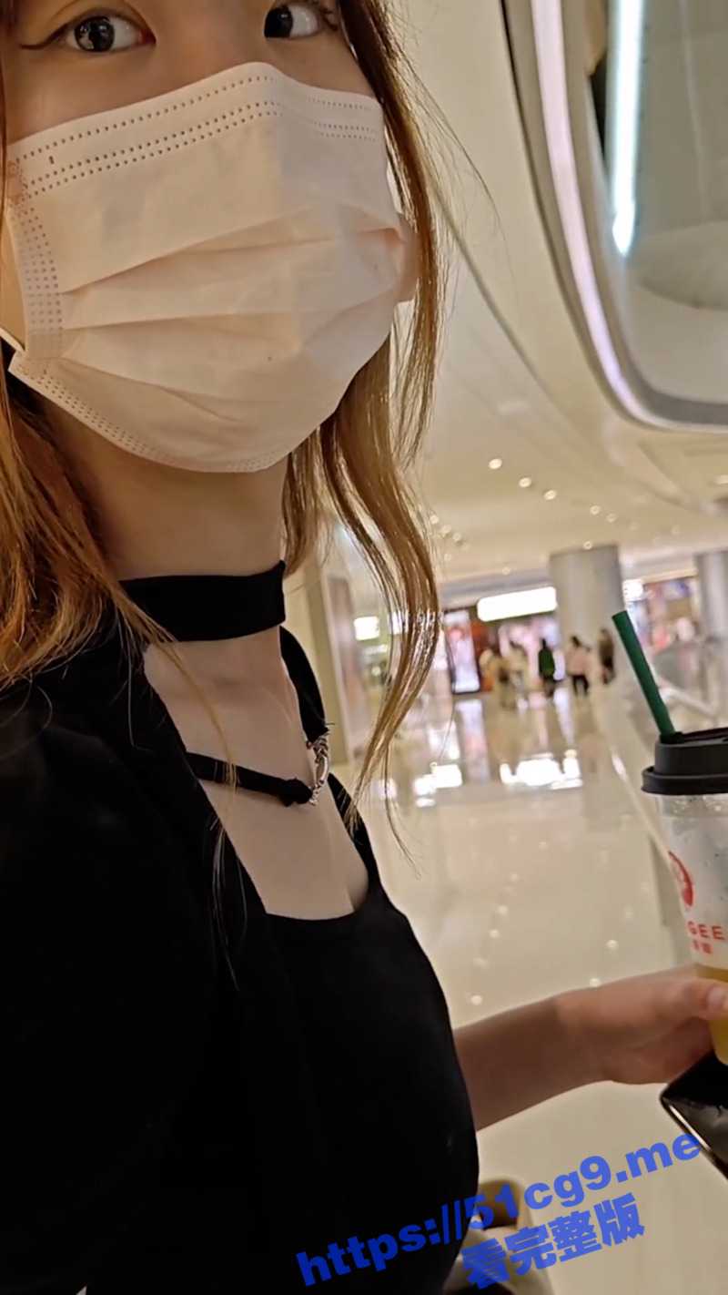 商场偷拍 极品身材小姐姐 丝袜破个洞 从卫生间出来丝袜脱了 没穿内裤漏出肉缝 - 51吃瓜网-51吃瓜网