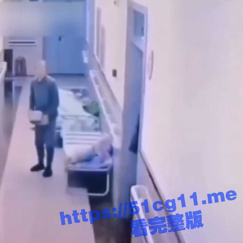 吓人 ！老头晚上喝了点逼酒 抱块石头去医院走廊把在睡梦中的女人砸头致死 简直不是人-51吃瓜网