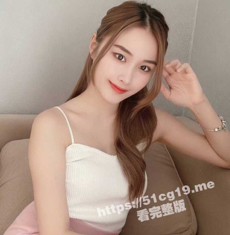 马来西亚网红模特 高颜值清纯嫩妹 遭遇网络套路面试 全裸视频流出 现在的妹子都这么好骗吗-51吃瓜网