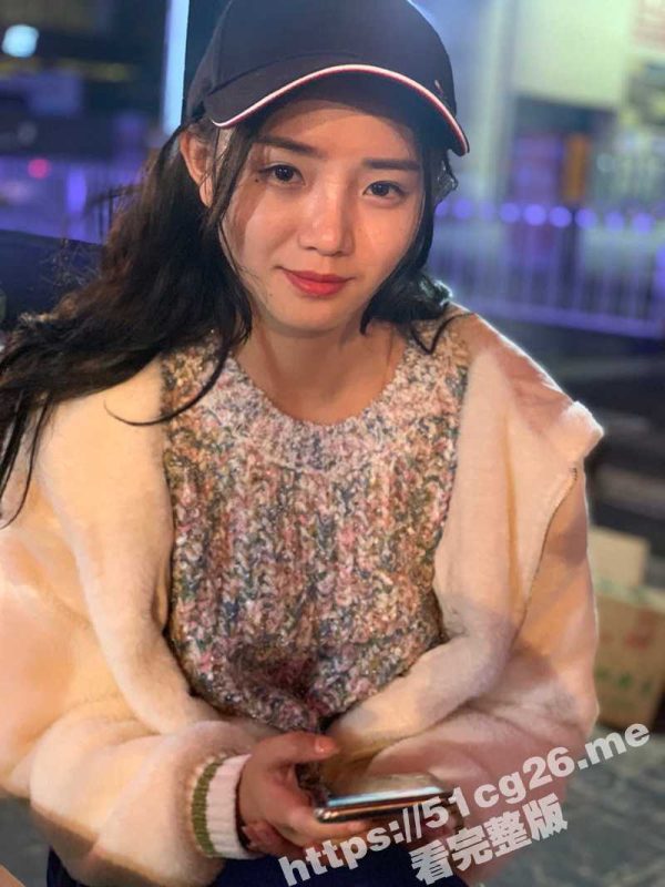 又是羡慕富哥的一天！深圳大佬征战多位各行业顶级美女 高富帅太性福了！-51吃瓜网