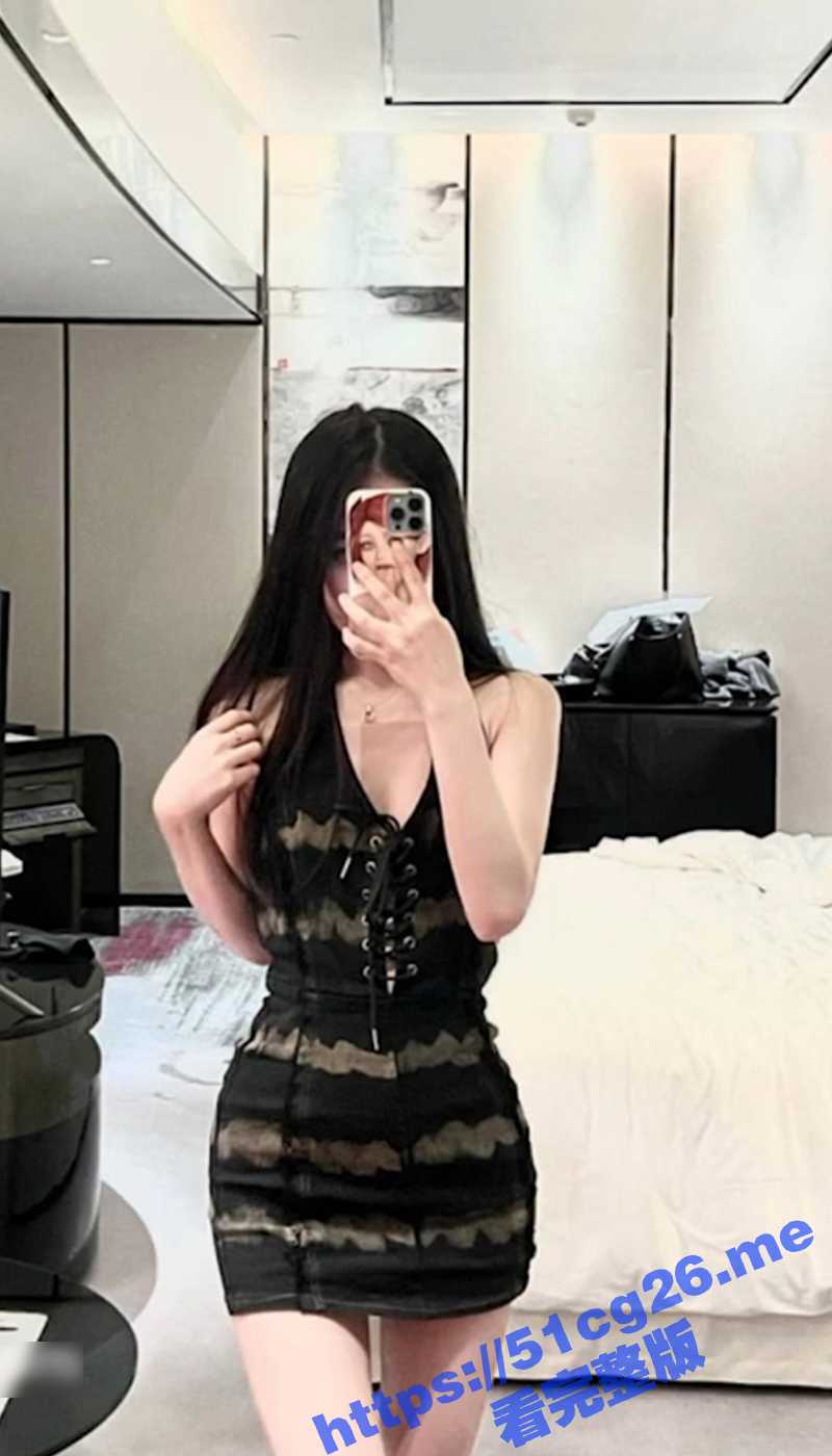 中国传媒大学 冯雨薇 大学生高颜值母狗反差妹和人约炮视频存在网盘 被盗泄密流出 - 51吃瓜网-51吃瓜网