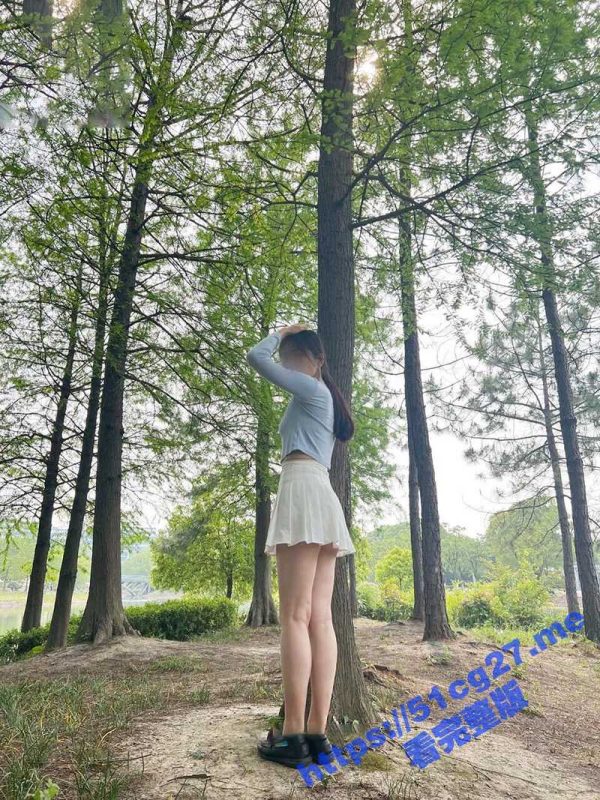 海角社区 绿帽老公恳求老婆满足我的愿望 被三人轮流无套内射精液都灌满了-51吃瓜网