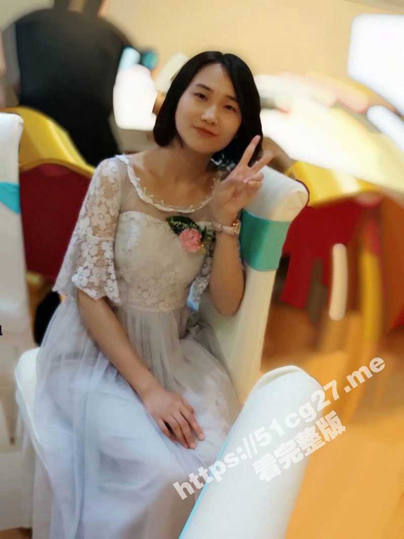 徐州极品反差骚母狗伴娘 黄娟 朋友结婚认识 当天就勾搭去开房做爱 一进房间就跪下扒裤子吃鸡吧 太骚了 - 51吃瓜网-51吃瓜网