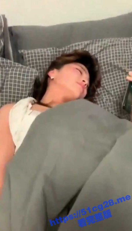 瓜友投稿 公司聚餐乘机灌醉心仪已久的女神 送她回家 趁她她酒未醒 果断插入爆操！-51吃瓜网