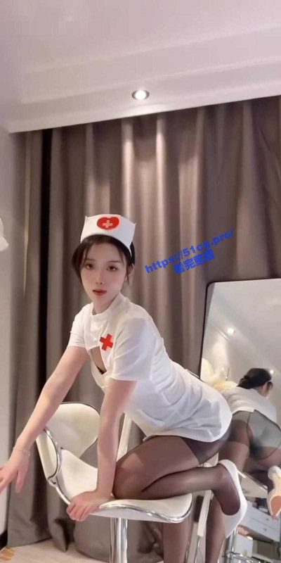 抖音圈圈吖 58W粉大美女 大尺度定制视频流出-51吃瓜网