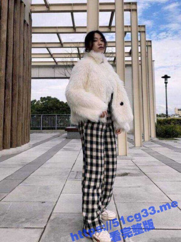 潮汕女神范人妻少妇 杨英华 老公常年在外出差 耐不住寂寞网上聊骚 自慰视频惨遭曝光-51吃瓜网