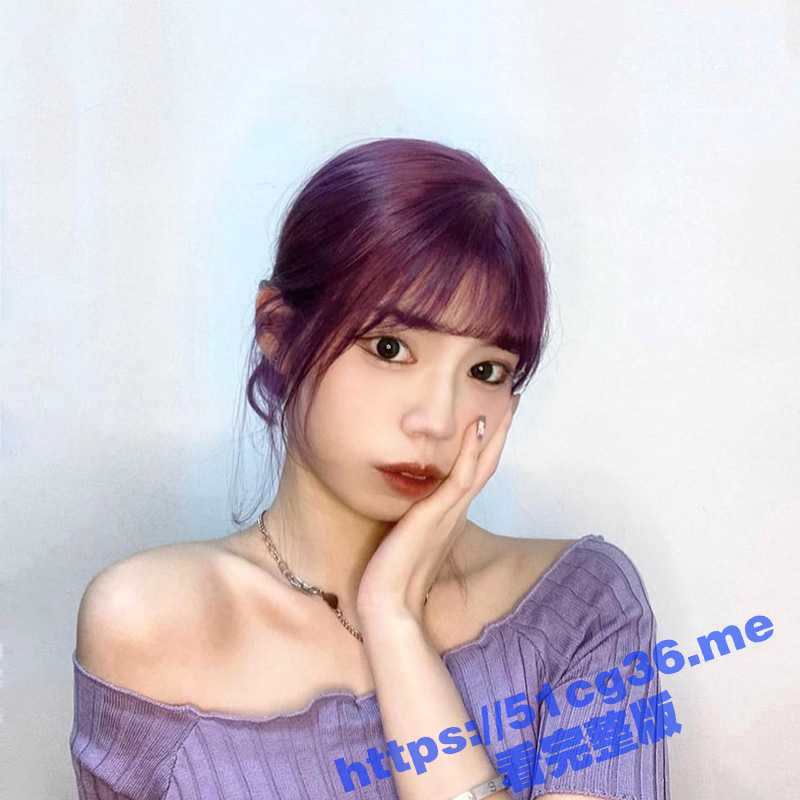 台湾18岁学妹 新北市私立职业学院 薛庭儿 被渣男强拍流出 妹子不让拍脸被强行掰开拍！-51吃瓜网