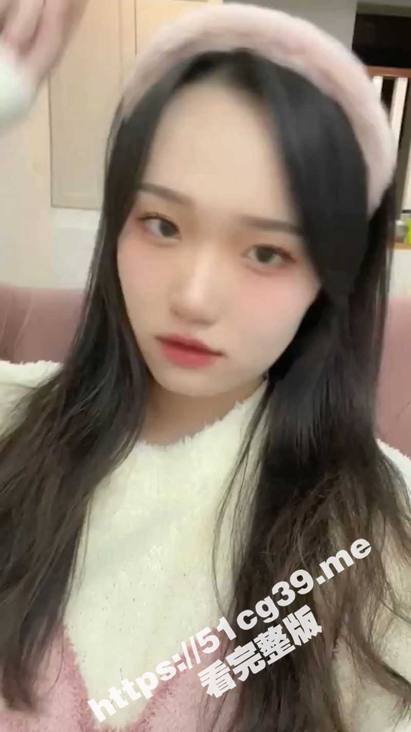 合肥农业大学 极品身材大二学妹 于晓曼 清纯人设下竟是淫荡骚母狗 一个人伺候两根肉棒 前怼后操好繁忙 - 51吃瓜网-51吃瓜网