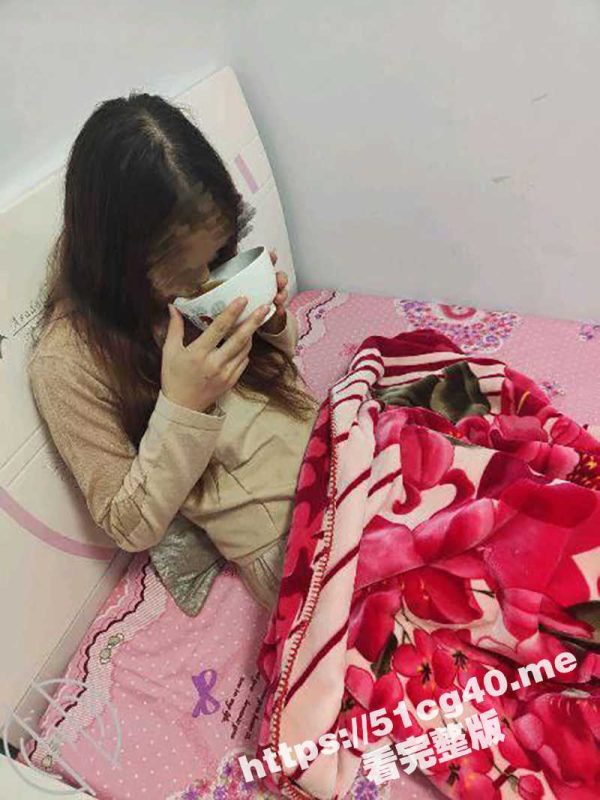 好吃不过饺子 好玩不过嫂子！嫂子发烧40度 我趁虚而入强干嫂子 被干喷水3次床单全湿了！-51吃瓜网